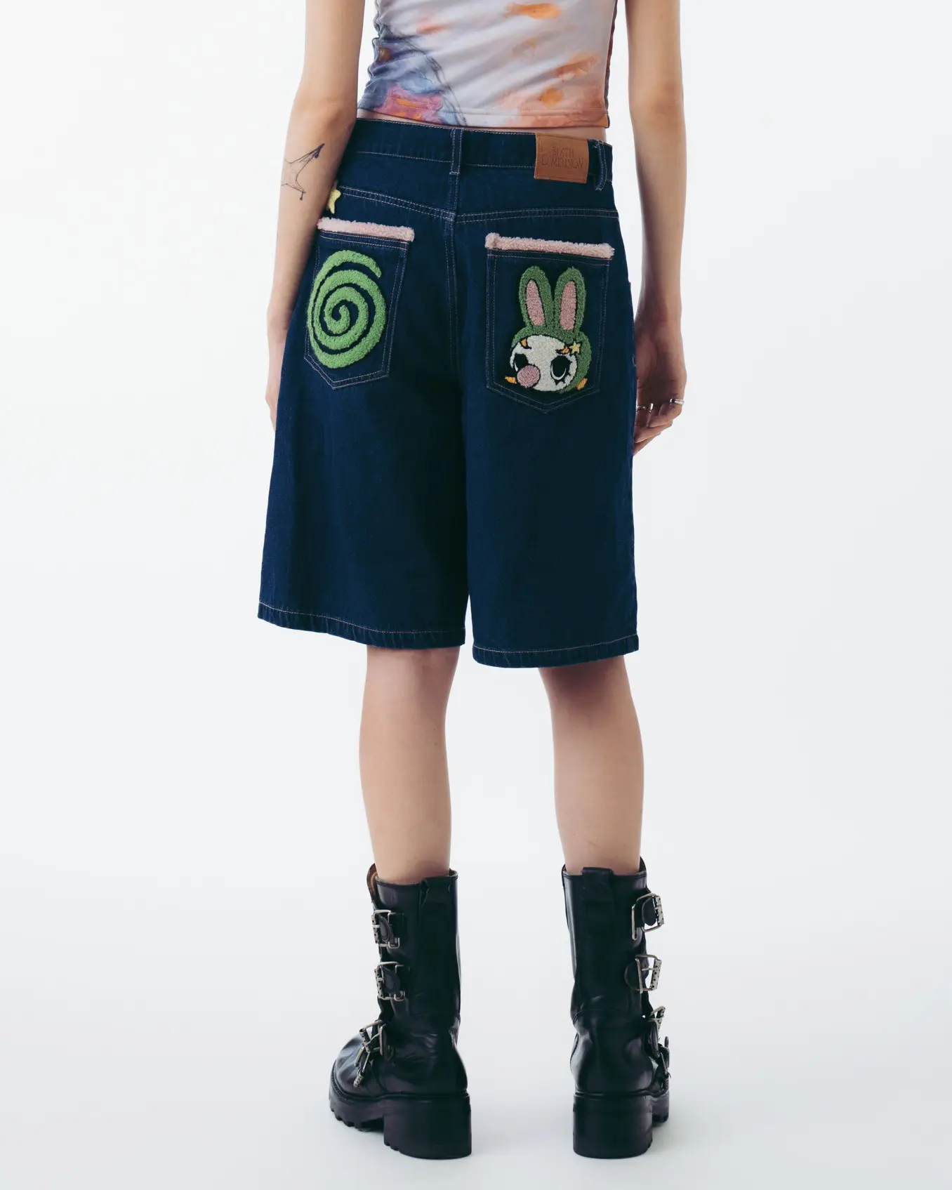Oversized Girlfriend Jorts