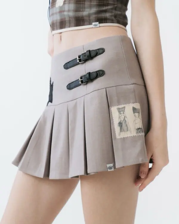 Patches Grey Built-in Shorts Skirt - Image 3