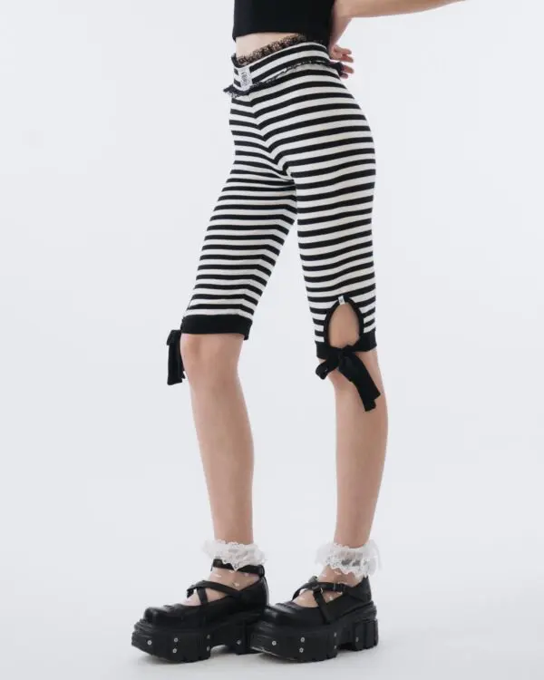 Beetle Capri Legging - Image 3