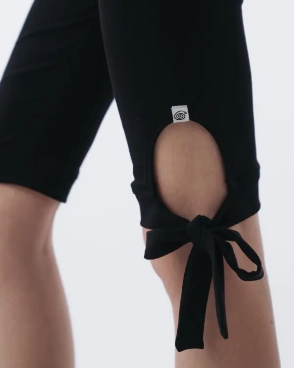 Black Capri Legging - Image 8