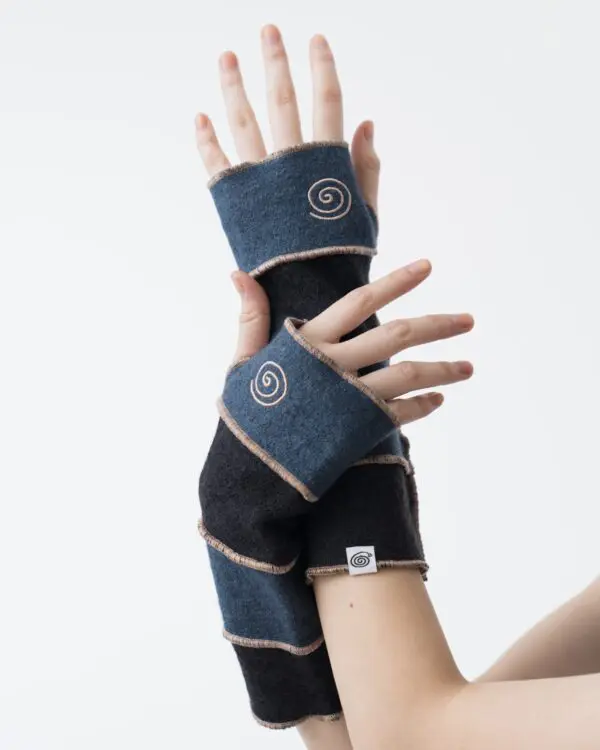 Patches Gloves - Image 4
