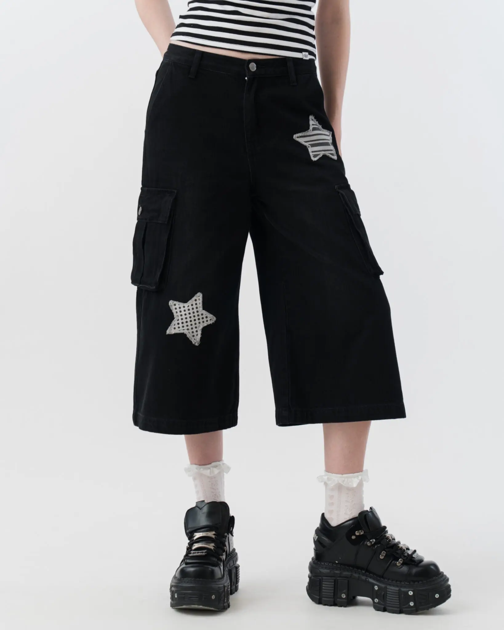 Stars Black Jorts