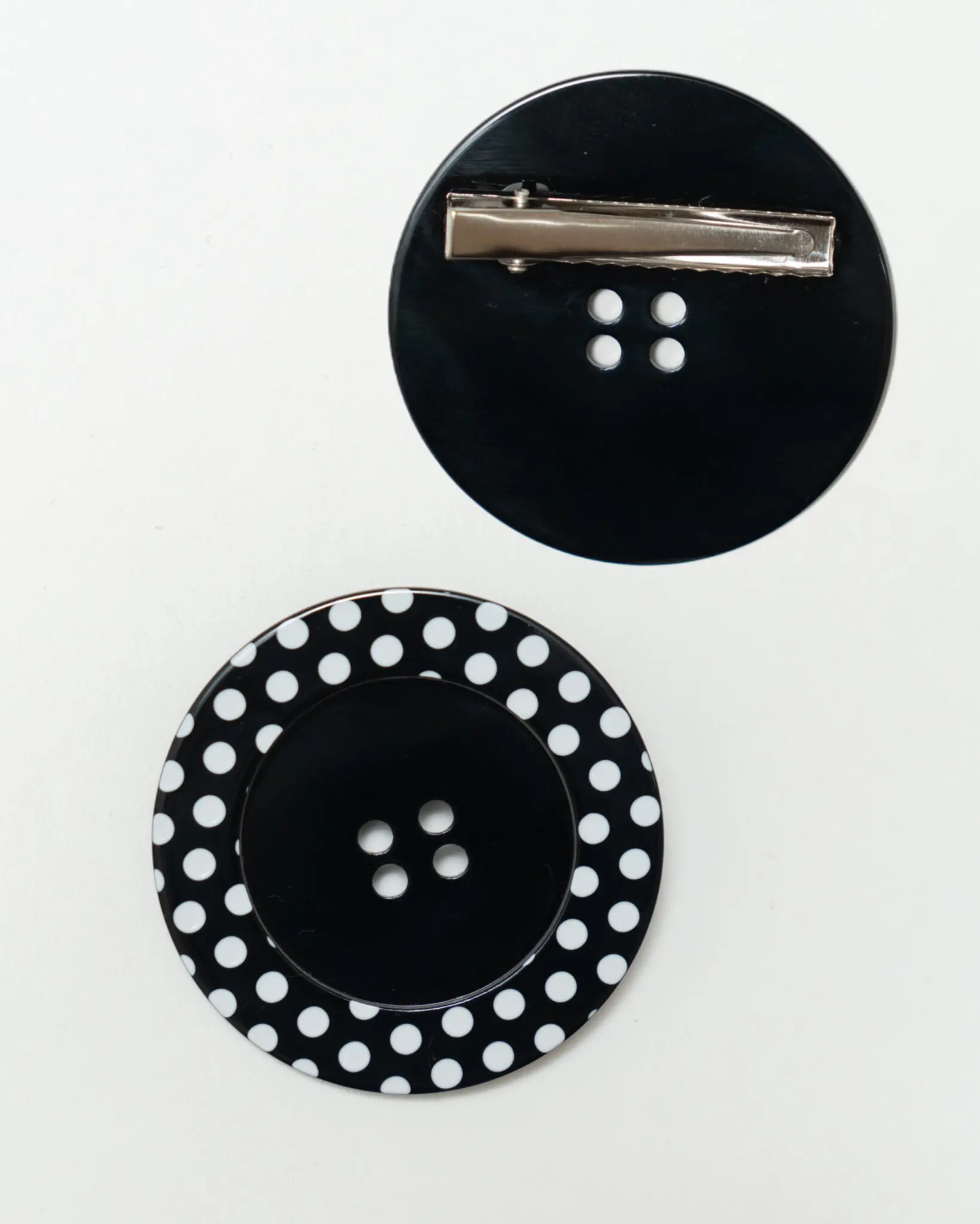 Polka Button Hairclip
