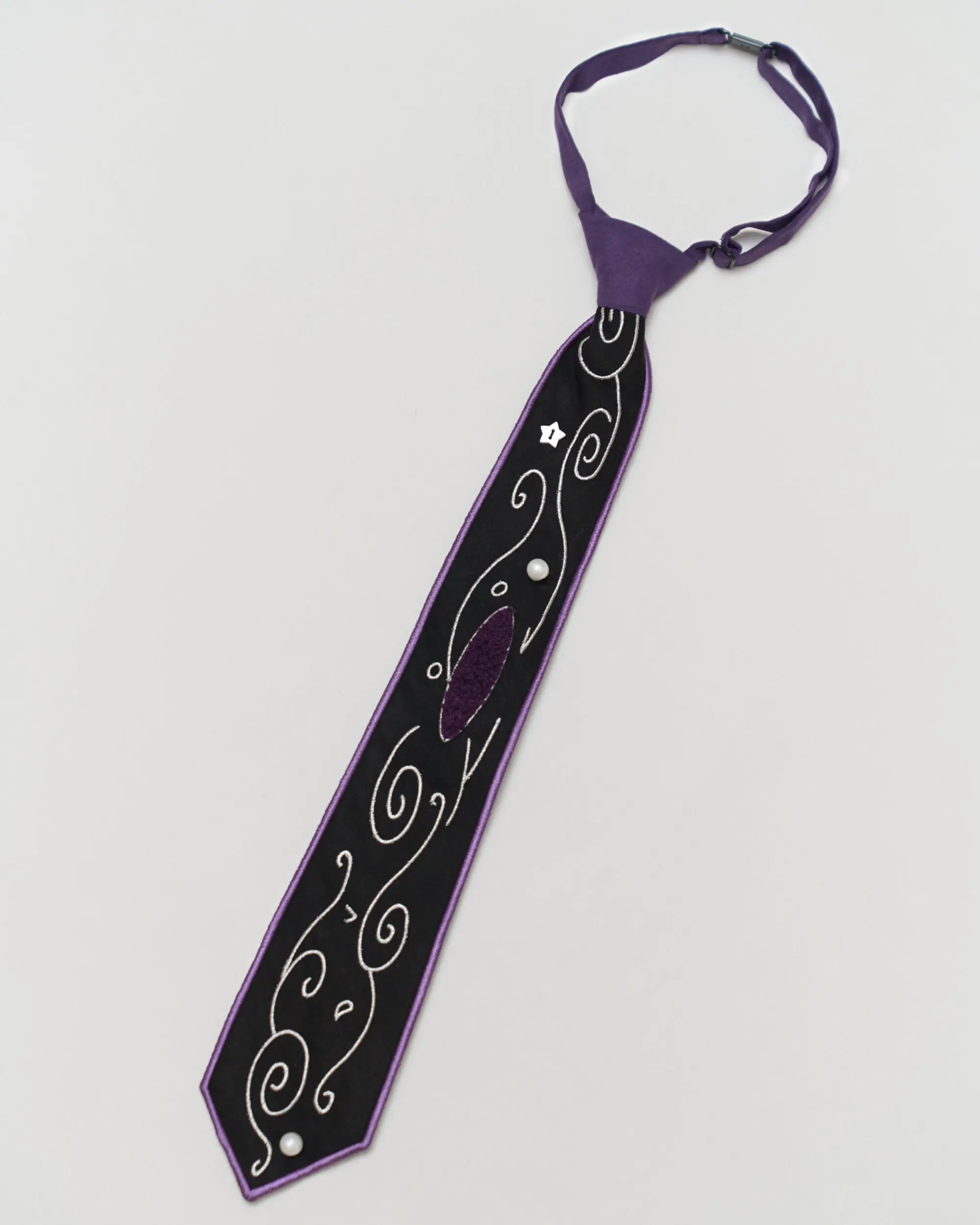 Whimvine Tie
