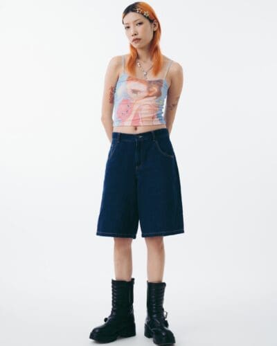 Oversized Girlfriend Jorts – sixthdimension.shop