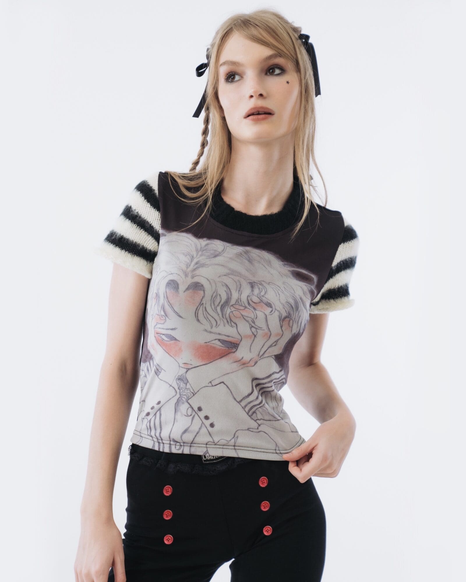トップス Sixth Dimension Snowflakes Mesh Tee Snowflakes Mesh Tee – sixthdimension.shop