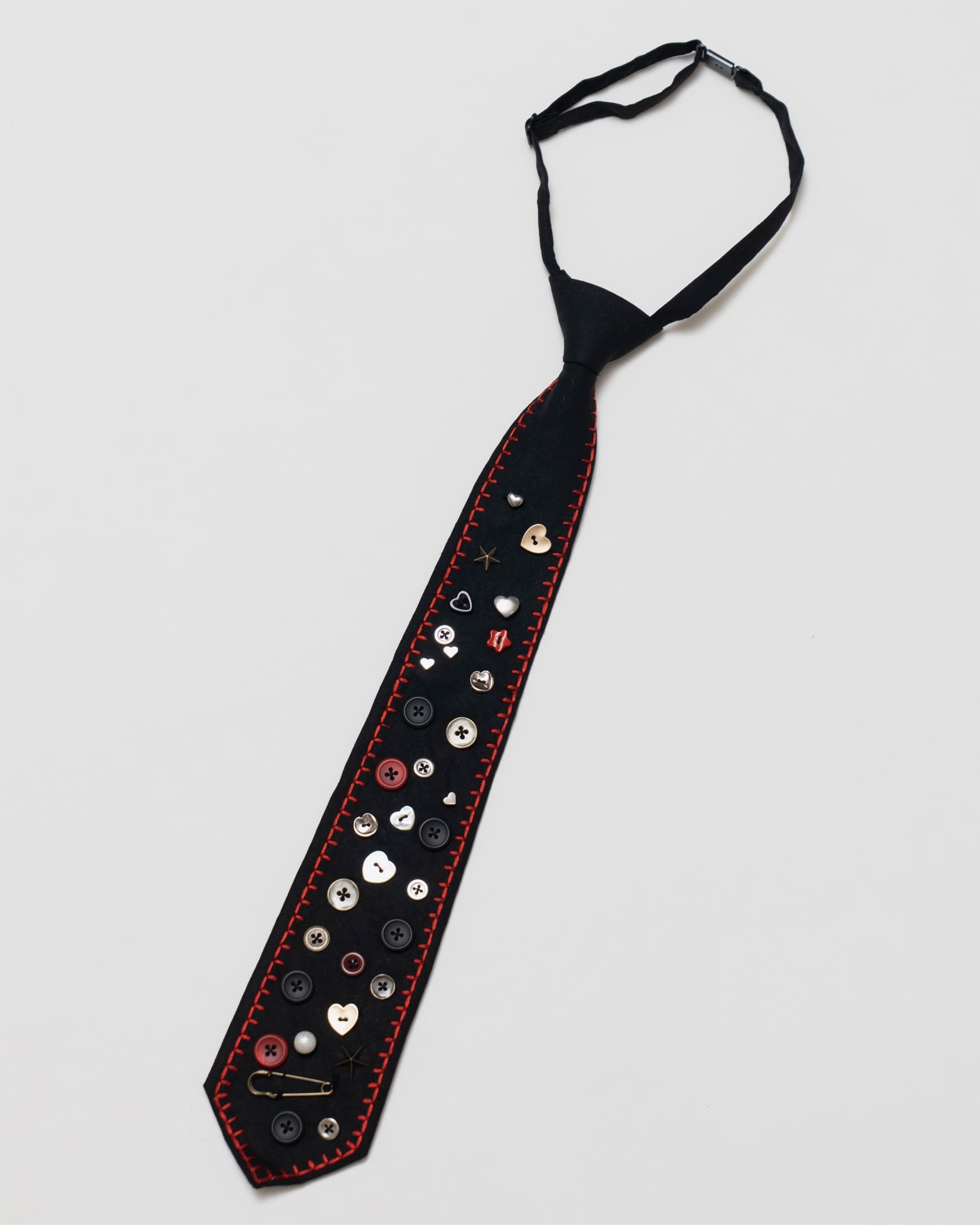Lost Buttons Tie